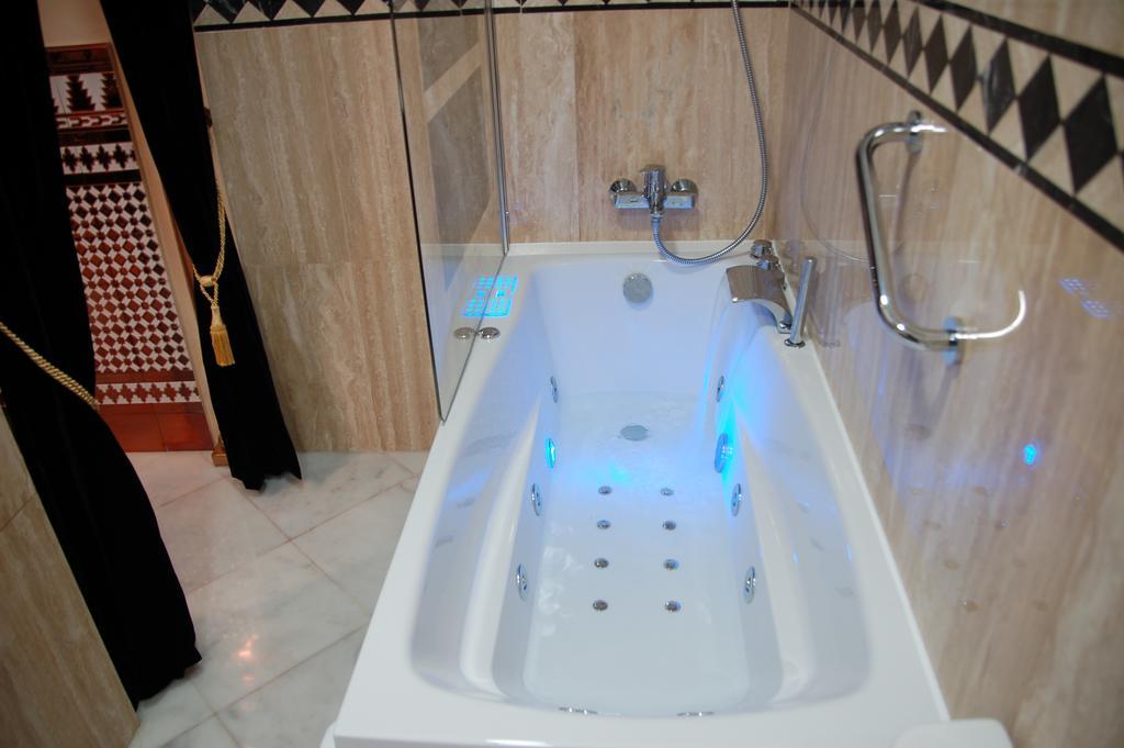 Luxury Apartment Plus Ultra セビリア エクステリア 写真
